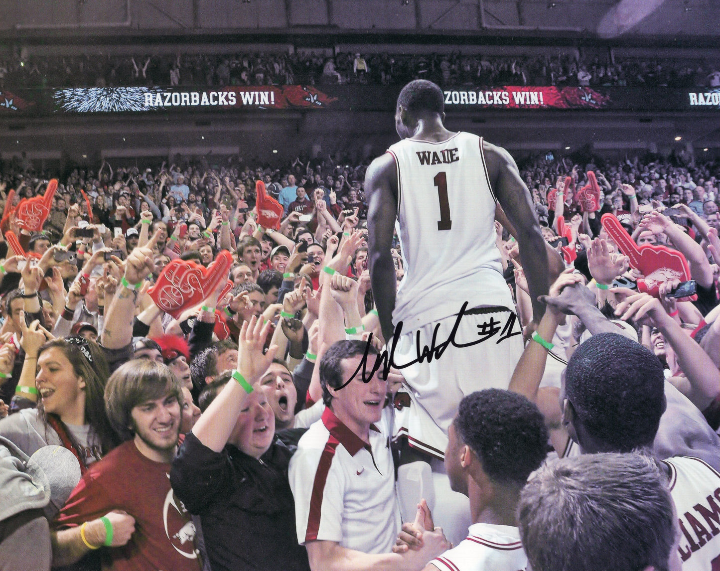 Mardracus Wade #1 Autograph Photo White Jersey Arkansas Razorbacks Men's Basketball 10" x 8"