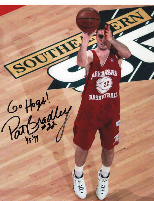 Pat Bradley #22 95-99 Go Hogs Inscription Warm Up Jersey Autograph Photo Arkansas Razorbacks Men's Basketball 8.5" x 11"