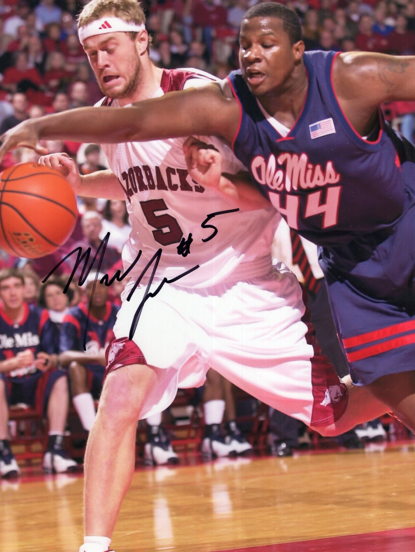 Matt Jones #5 White Jersey Autograph Photo Arkansas Razorbacks Men's Basketball 8.5" x 11"